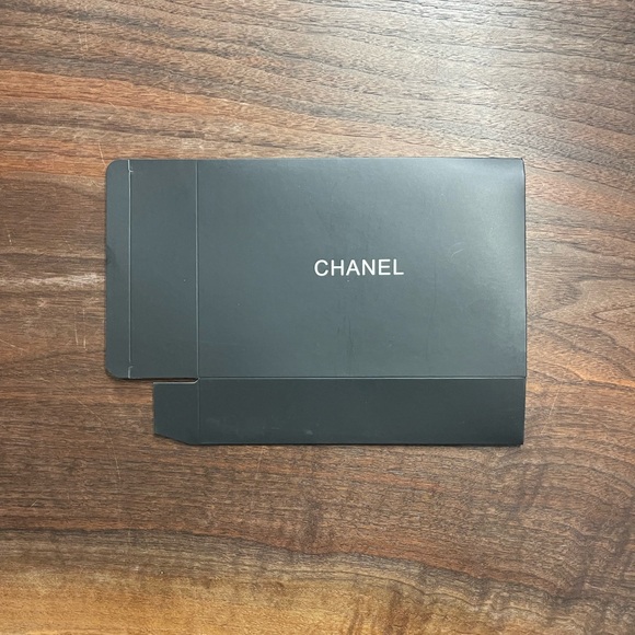 NIB CHANEL NEOPRENE MAKEUP POUCH TIFFANY BLUE - Picture 9 of 9